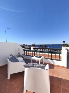 Ruhige Ferienwohnung mit Meerblick und Pool